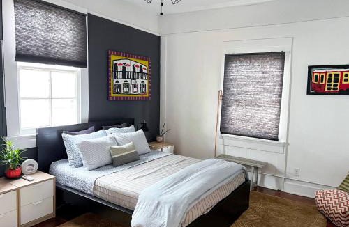 Algiers Point Hotel | Pet-friendly duplex steps from Algiers ferry