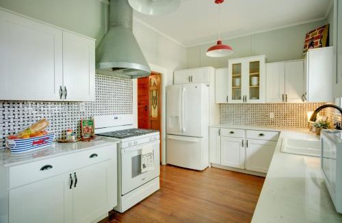 Breaux Bridge House | Pet-Friendly Historic Home: Downtown Breaux Bridge