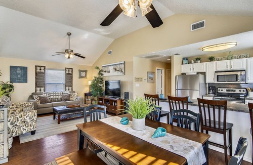Pirates Beach House | Pirates' Treasure | Great Outdoor Living Space!