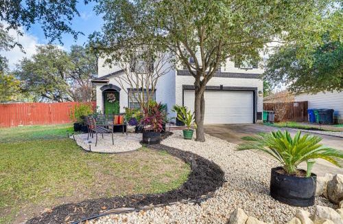 West San Antonio House | Pool, Deck & Huge Yard! Spacious San Antonio Home
