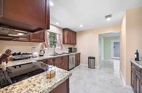Ponderosa Forest House | Pool Paradise | Yard BBQ | Games WiFi | Sleeps 16