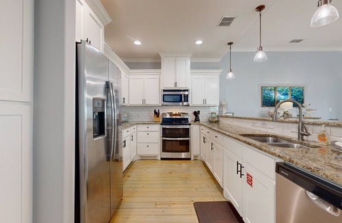 Port Aransas House | PP495 Private Pool, Pet Friendly, Parking for 4
