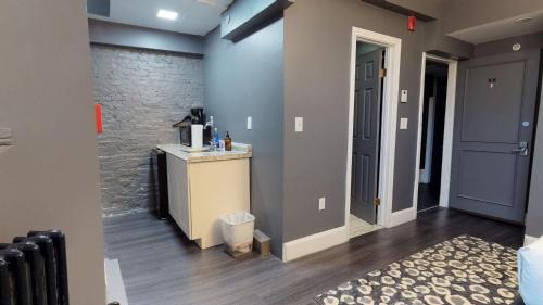 Bay Village Apartment | Prices And Location CANNOT Be Beat!! 3-B1