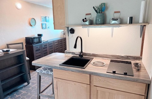 Cut Off House | Private Bayou Guest Suite with King Bed, Kitchenette, Carport & Patio