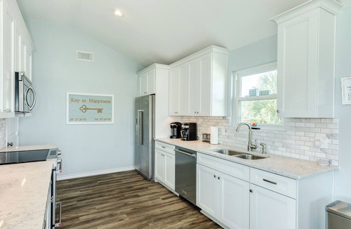 Pirates Beach House | Private Beachside Home, Perfect for Families, Updated Interior & Near Beach
