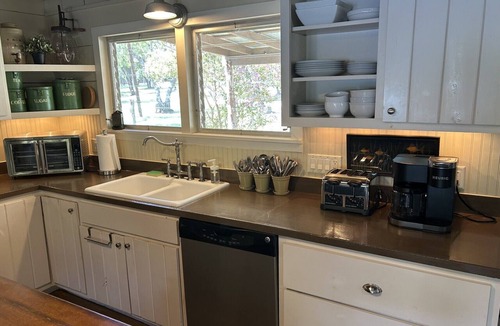 Boerne House | Private cabin on 10 acre lake with great bass fishing, 4.5 miles from Boerne