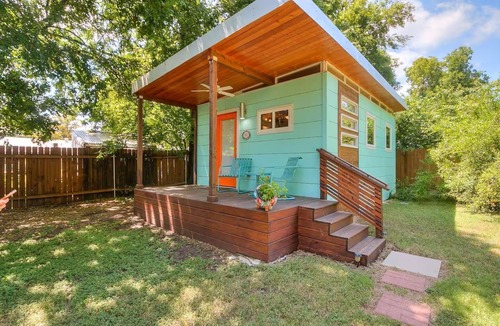 Wooten House | Private, cozy 1-bedroom nature retreat bungalow in fabulous Austin
