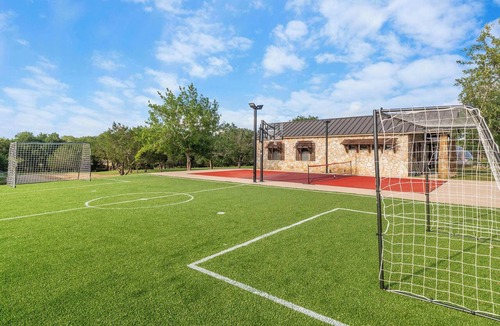 Driftwood House | Private Golf Course Epic Fun - Birdie Creek Estate