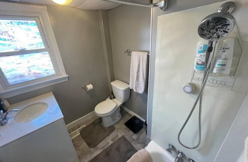 Derry Apartment | Private Pet Friendly Single Family Home