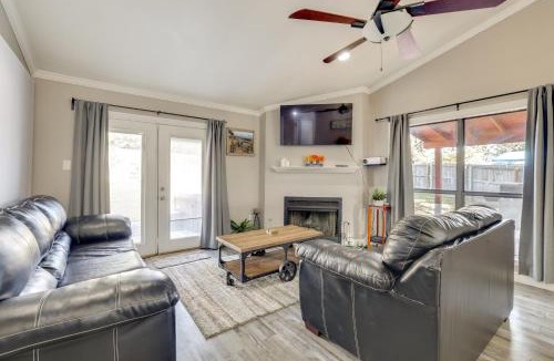 Live Oak House | Private Pool & Hot Tub: Dog-Friendly Live Oak Home