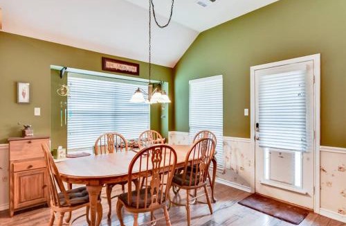 South Arlington House | PRIVATE POOL w/Full Amenities by BLD & Joe Pool LK