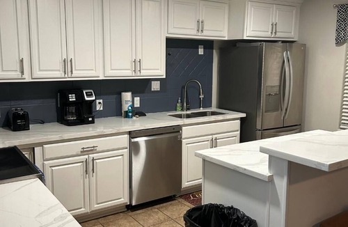 Jamaica Beach House | Private Resort - 1/2 mile to Beach - Tranquil 2 Bedroom in Jamaica Beach