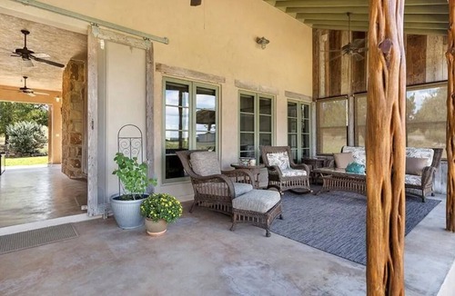 Johnson City House | Private River Access + Hot Tub + Wine Country + Dark Skies on 11 acres