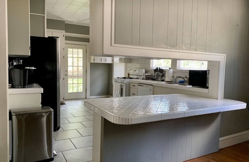 Caddo Heights-South Highlands House | Quaint Home in South Highlands!