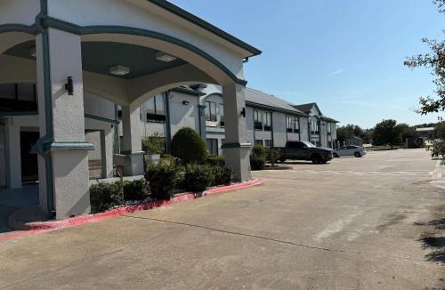 Hillsboro Hotel | Quality Inn Hillsboro I-35