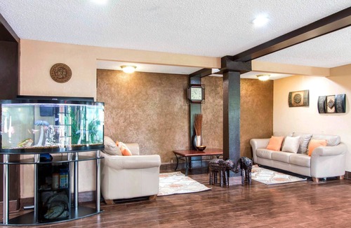 San Antonio Hotel | Quality Inn & Suites I-35 near Frost Bank Center