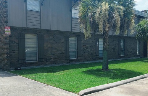 Mid City South Apartment | Quiet 2 Bdrm Apt in the Heart of Baton Rouge Close to Anything a Traveler Needs