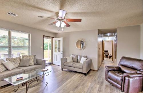 Clayton House | Quiet Clayton Home w/Mountain Views 4 Mi to Lake!