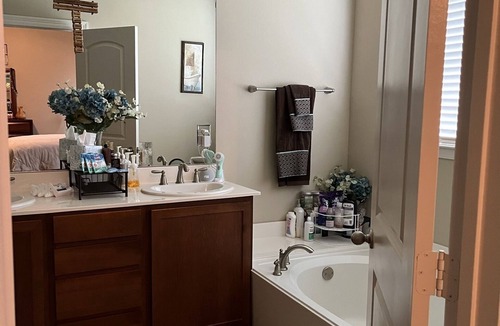 Ponchatoula House | Quiet, Clean & Comfy!