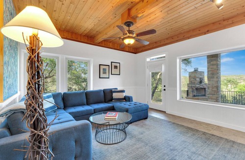 Spicewood House | Quiet Luxury on Lake Travis - Waterfront + Outdoor Living