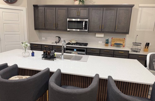 Red Oak House | Quiet Red Oak Getaway, Pet Friendly and Gameroom