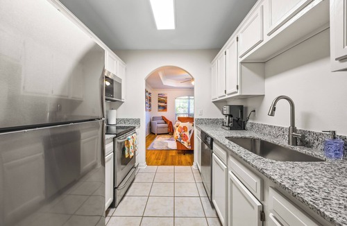 Bentonville House | Quiet & safe cul-de-sac. Bike, kid, dog, & work friendly. Ping-pong & foosball !