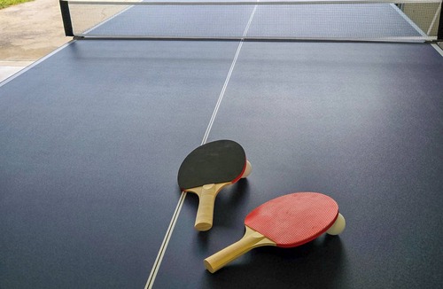 Bentonville House | Quiet & safe cul-de-sac. Bike, kid, dog, & work friendly. Ping-pong & foosball !