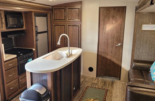 Port Bolivar House | Rad Beach Camper at Haileys Beach-n-Bay Resort