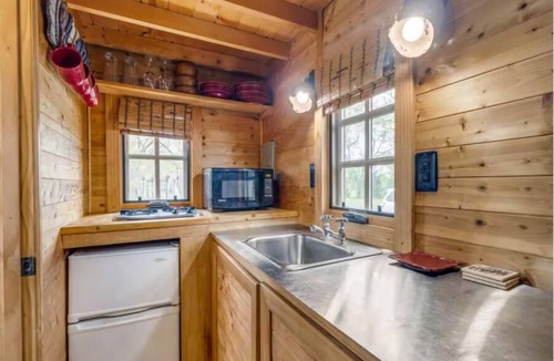 Gainesville House | Redbud Falls Ranch | Peaceful Horse Ranch Retreat & Private Horse Experiences