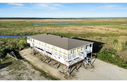 Hopedale House | Reel'em In Lodge - A Reel Fisherman Lodge!