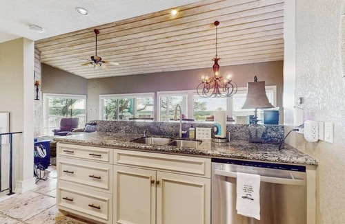 Spicewood Condo | Refined panoramic paradise on Lake Travis with boat launch and Tesla charger