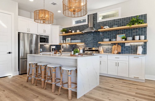 Kingsland House | Reina Del Lago - BRAND NEW Lake LBJ, Private Heated Pool, Community Boat Ramp