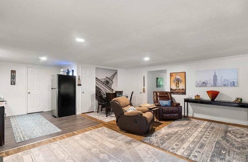 Ore City House | Relax and Unwind at Lake O' the Pines