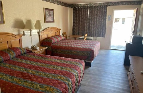 Mathis Hotel | Relax Near Lake Corpus With Attractions & Free Guest Parking