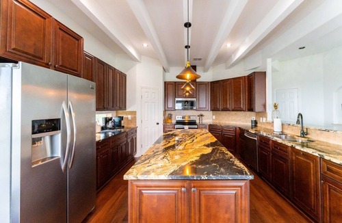 Northshore On Lake Travis House | Relax & Play in Style: Luxury Home w/Infinity Pool, Game Room & Alfresco Dining