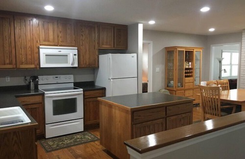 Jones Mills House | Relaxing Retreat on Lake Catherine in Hot Springs!
