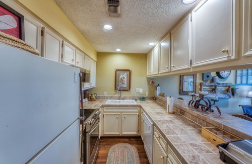 Horseshoe Bay House | Relaxing townhouse with spectacular views of LBJ and the Hill Country.