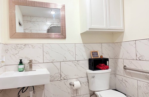 Cedar Hill House | Renovated 3-bedroom house in fantastic Cedar Hill 30 min to FIFA!