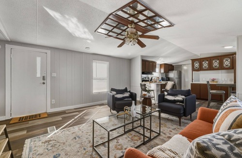 Lissie House | Renovated Country Home on Texas Sports Ranch