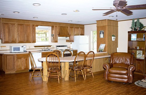 Oakdale Cabin | Rental Cabin with Fishing Privileges in Stocked Pond