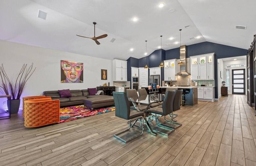 Atascocita House | Resort-style outdoor living paired with comfort, style, and relaxation