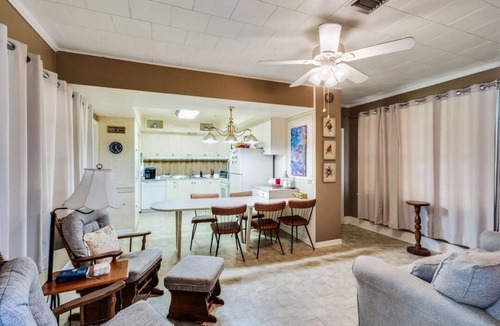 Lebeau House | RETRO RETREAT - Perfect Get Away In Washington, La with WiFi, AC & MORE