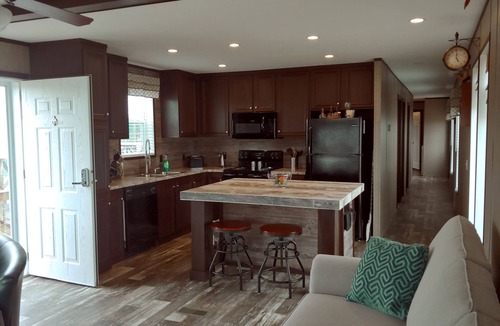 Grand Isle House | Rica Rico - Beach View Getaway