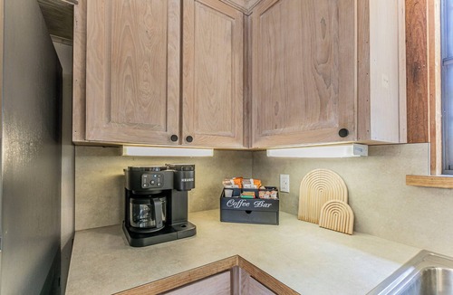 McGregor Cottage | River Access, Starlink, Fire Pit, W/D, Monthly Discount, Peaceful