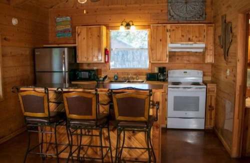 Real County Cabin | Riverfront Cabins and Vacation Homes