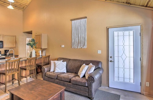 Goodman Condo | Riverfront Crivitz Condo w/ Fireplace & Views