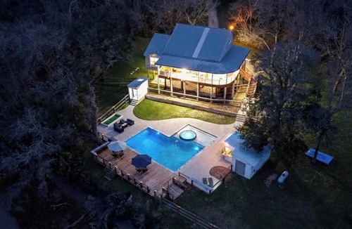 Cedar Lane House | Riverfront, Pool, HotTub, BoatRamp, Deck, Sleeps16