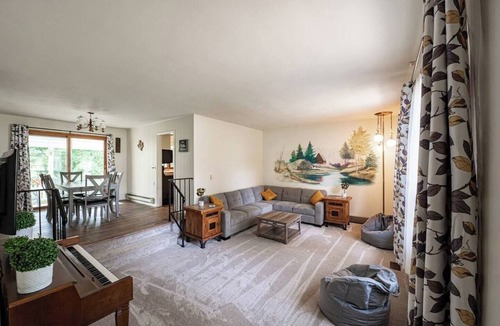 Grayling House | Riverfront & Walkable! Ausable Riverfront & Steps to Downtown Breweries/Shops