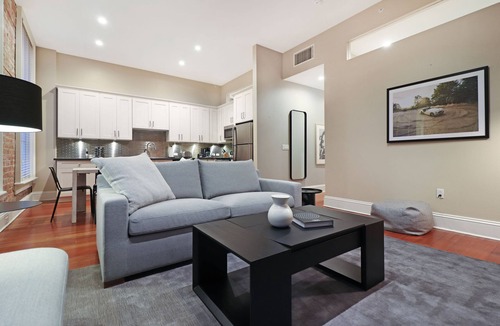 Central Business District Apartment | Roami at Factors Row