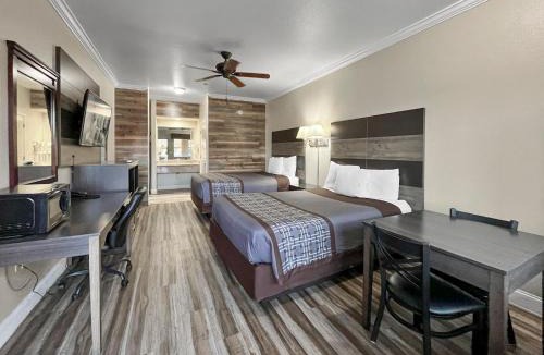 Clovis Hotel | Rodeo Lodge